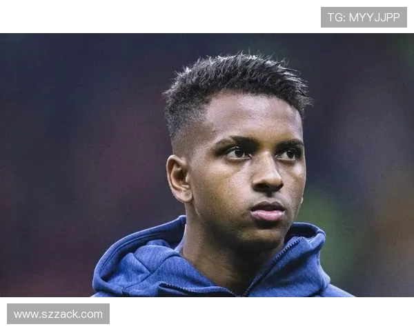 六台记者:罗德里戈带着背部不适前往巴西国家队报到 六台记者:罗德里戈带着背部不适前往巴西国家队报到